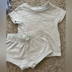 12 month set. Like new. Short sleeve & shorts. From MyLittleSonShine